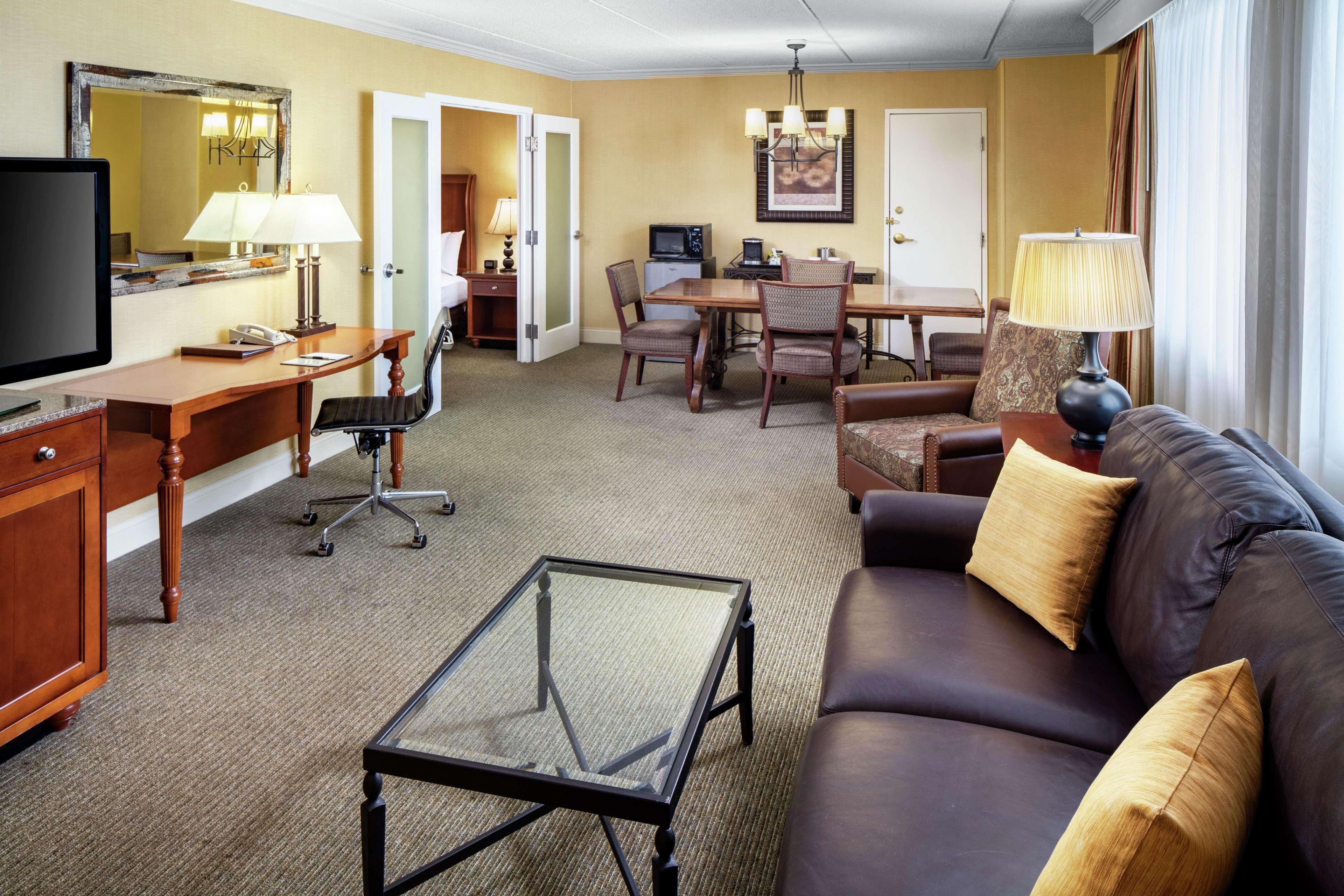 Doubletree By Hilton Cleveland East Beachwood Kültér fotó